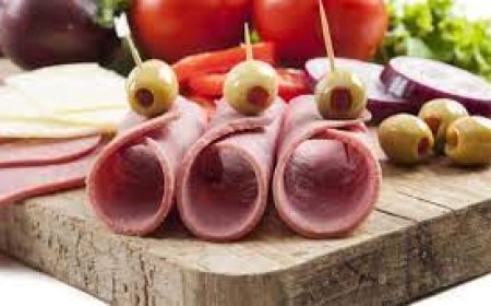 Easy steps to prepare a delicious homemade Salami