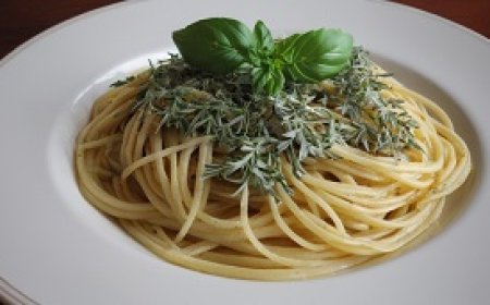 Spaghetti with Herbs - The Classic Italian Meal