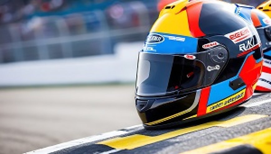 Head Safety Helmets in Car Racing Sports