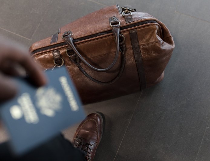 How to choose the appropriate foods while traveling